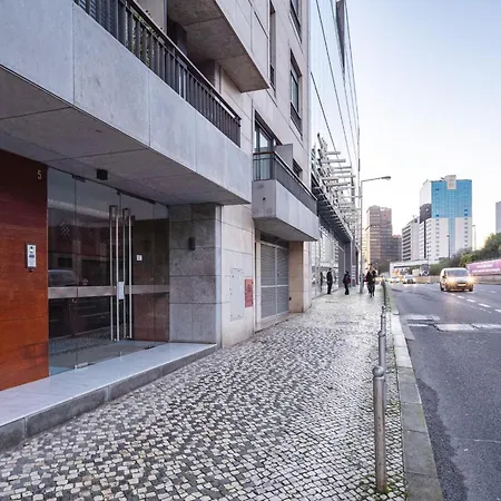 Akicity Amoreiras Moon Apartman